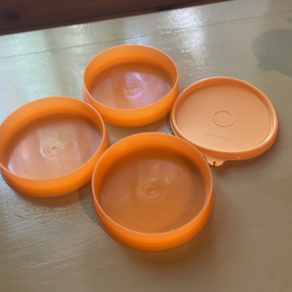 Tupperware Bundle - condiment server, steamer, hamburger holder - Picture 3 of 6